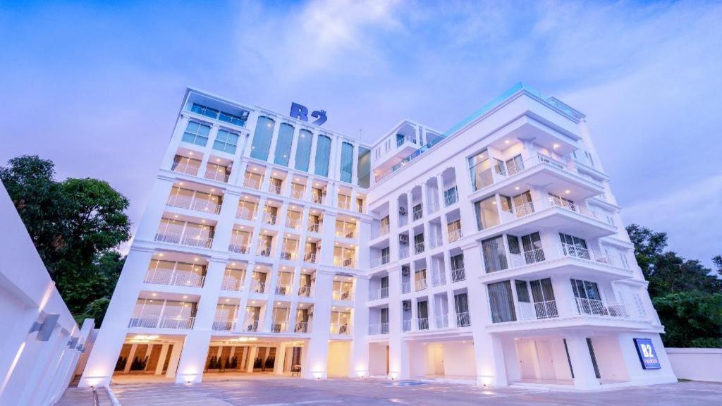 B2 Phuket Premier Hotel Patong Exteriér fotografie